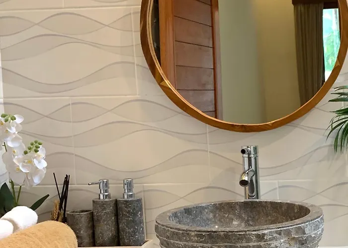 D'sumi Villa *